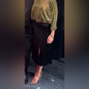 Alice + Olivia Classic Black A-Line Skirt